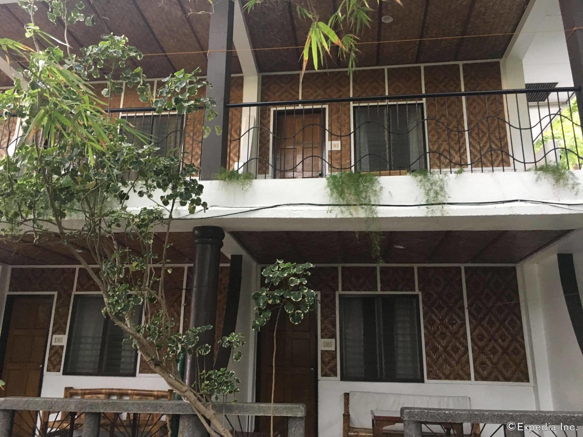 Love'S Beach & Dive Resort Moalboal Esterno foto